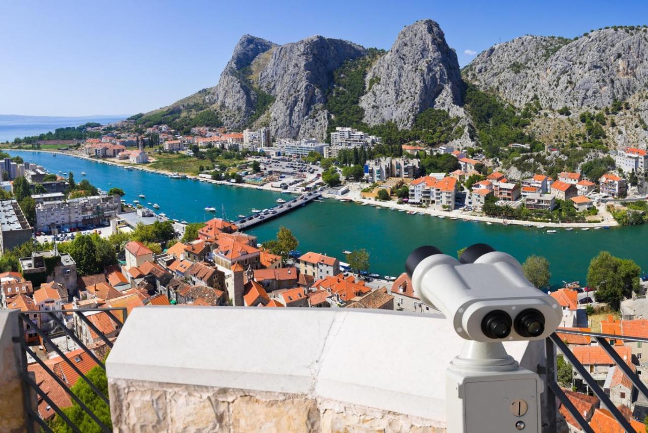 Apartment In Omis With Sea View, Balcony, Air Conditioning, Wi-Fi Екстер'єр фото