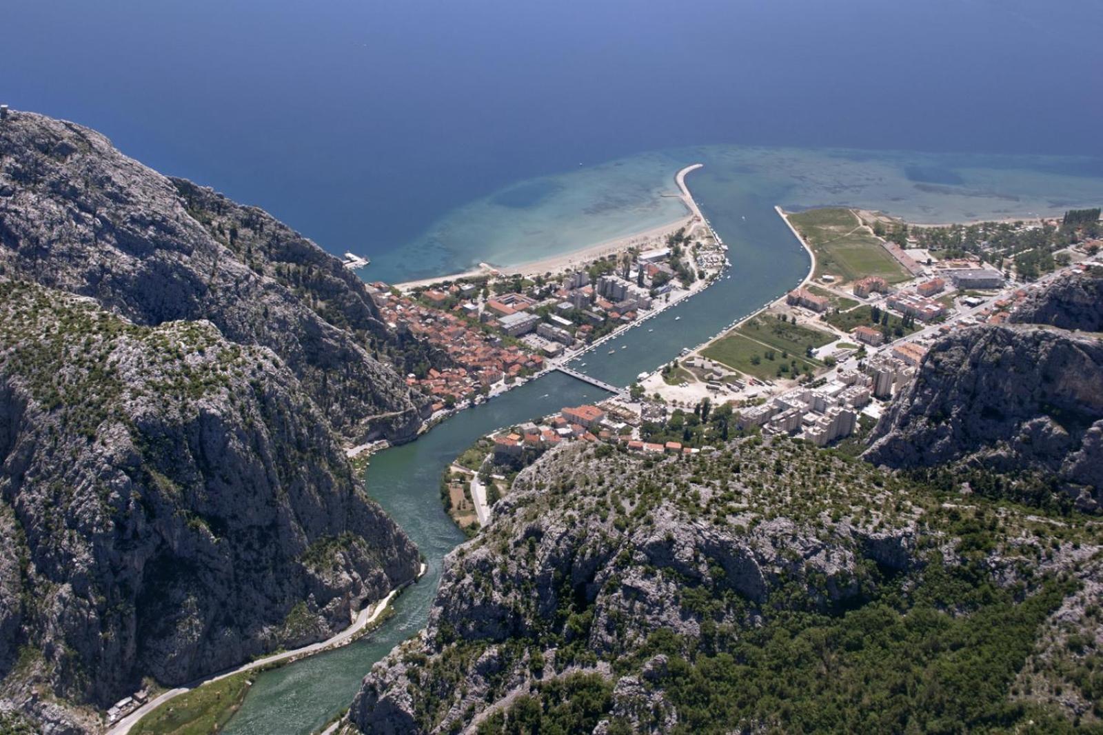 Apartment In Omis With Sea View, Balcony, Air Conditioning, Wi-Fi Екстер'єр фото